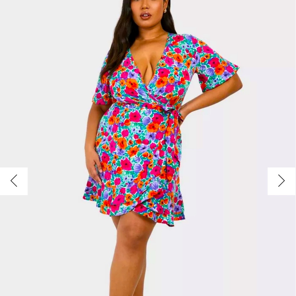 PLUS FLORAL PRINT WRAP RUFFLE TEA DRESS by Boohoo size 14